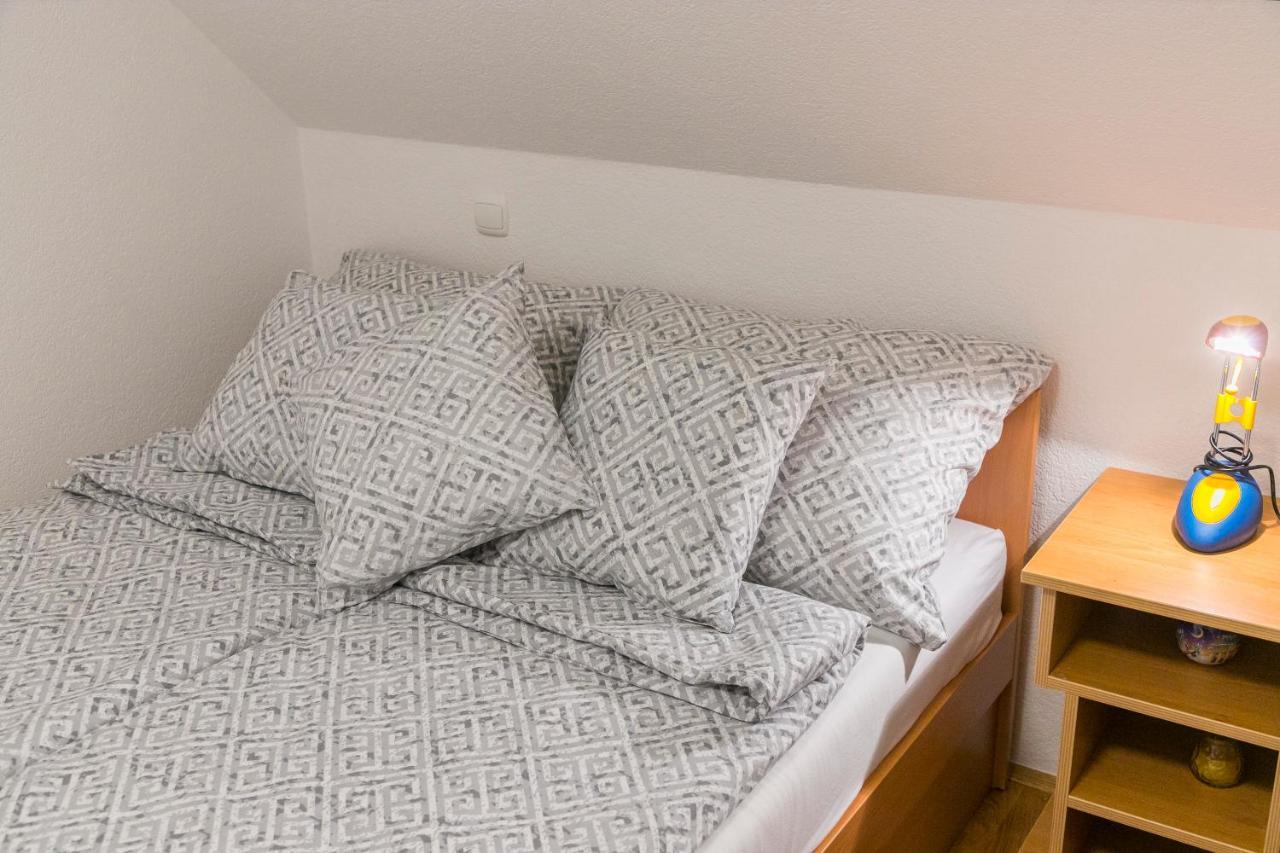 Holiday Home Villa Sara Bihac Bagian luar foto