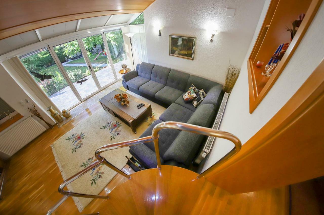 Holiday Home Villa Sara Bihac Bagian luar foto