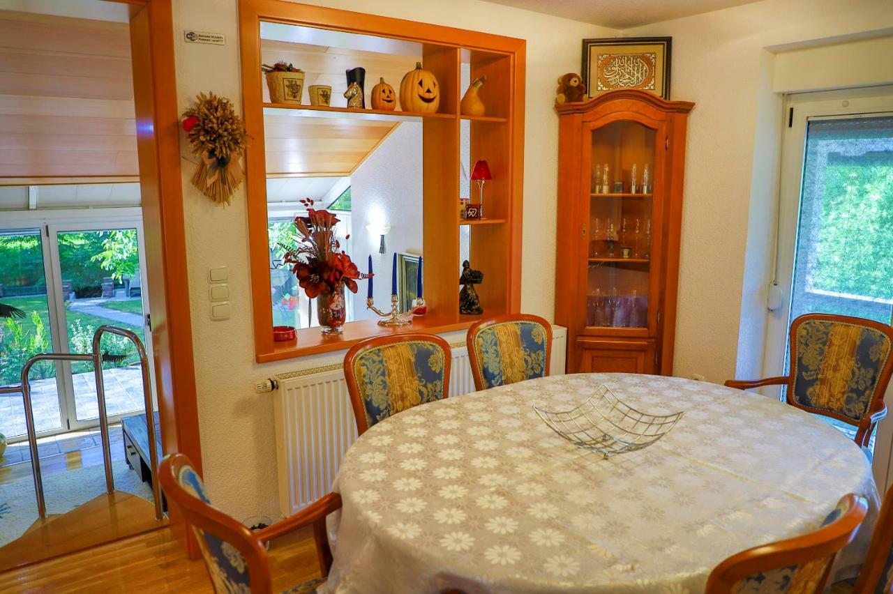 Holiday Home Villa Sara Bihac Bagian luar foto