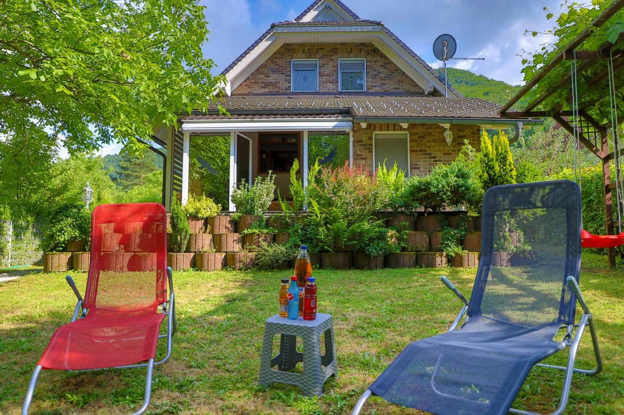 Holiday Home Villa Sara Bihac Bagian luar foto